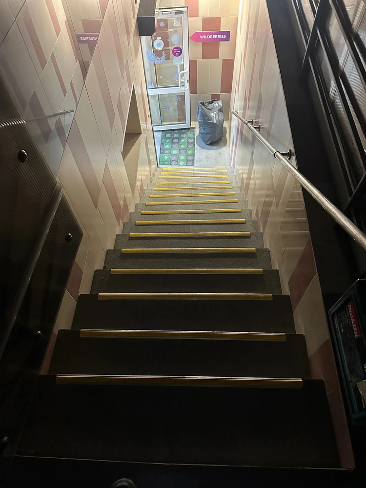 Порог угловой ПУ 07.900.01л Серебро