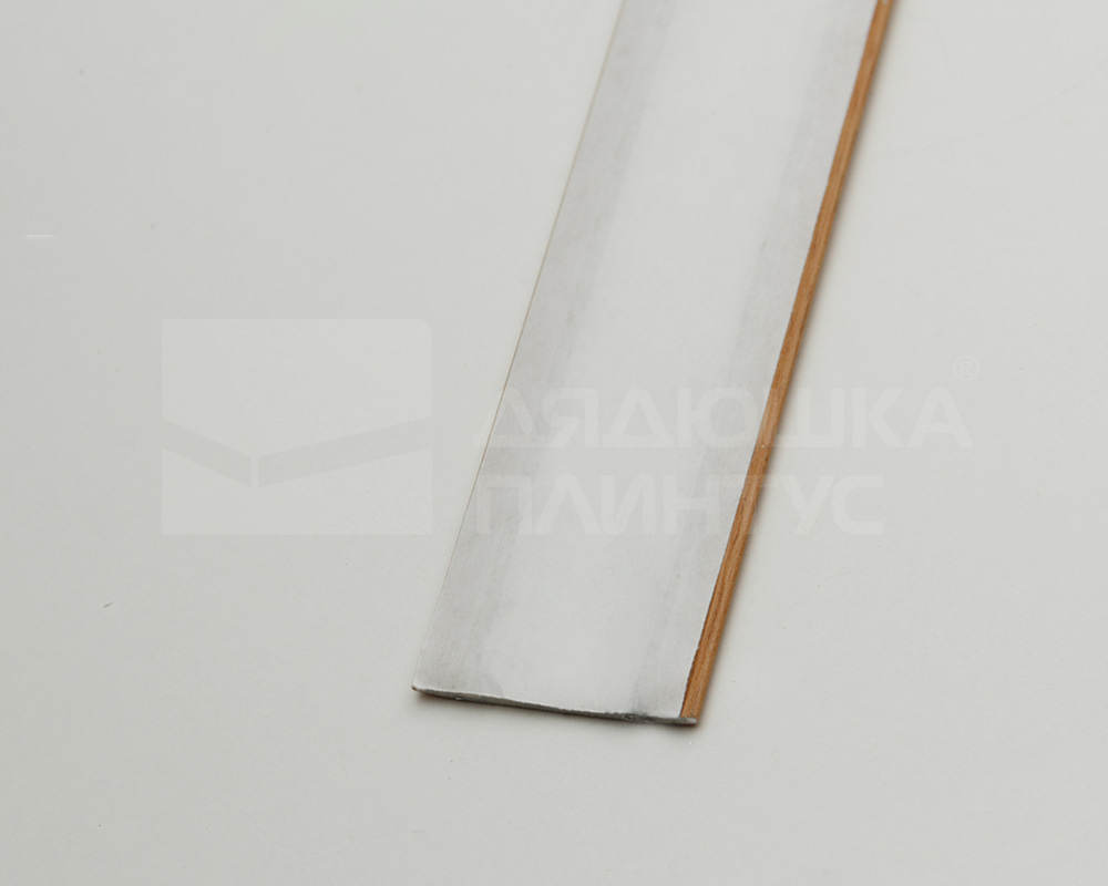 Самоклеящийся порог ЛС 35.1800.4088 Орех