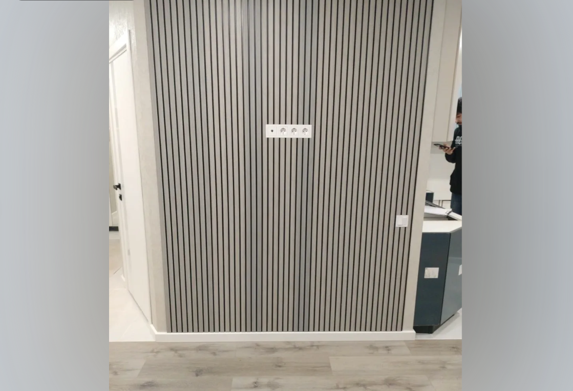 Панель вспененный полистирол ГРЕЙС 3D RAIL 120*2700 мм. Ясень серый