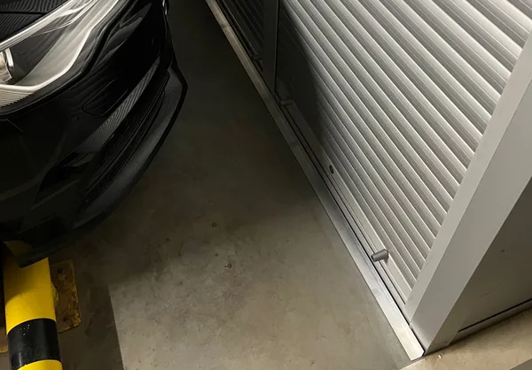 Уголок равнополочный 25х25 мм Уп 10.2000.502л Золото. Цена за 5 штук.