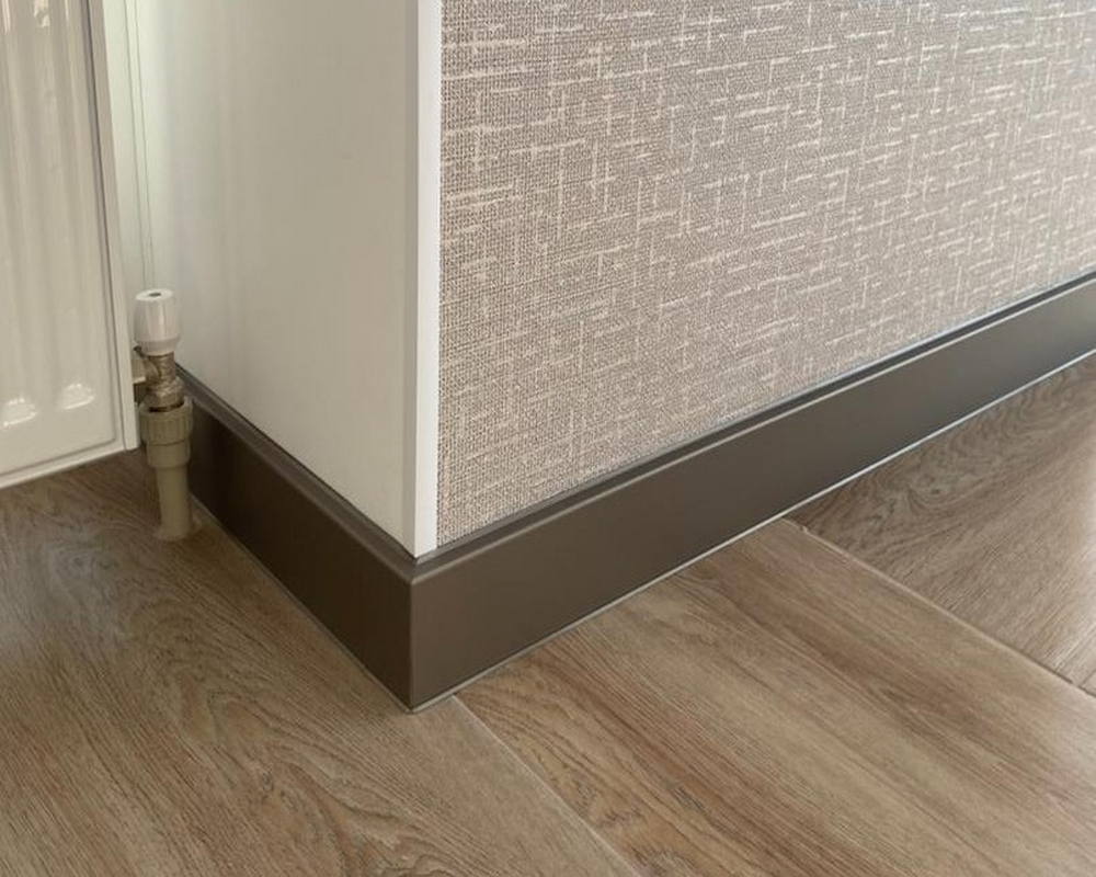 Плинтус ХДФ Dollken Cubu Flex Life 80мм х 2,5 м 1245 Шампань