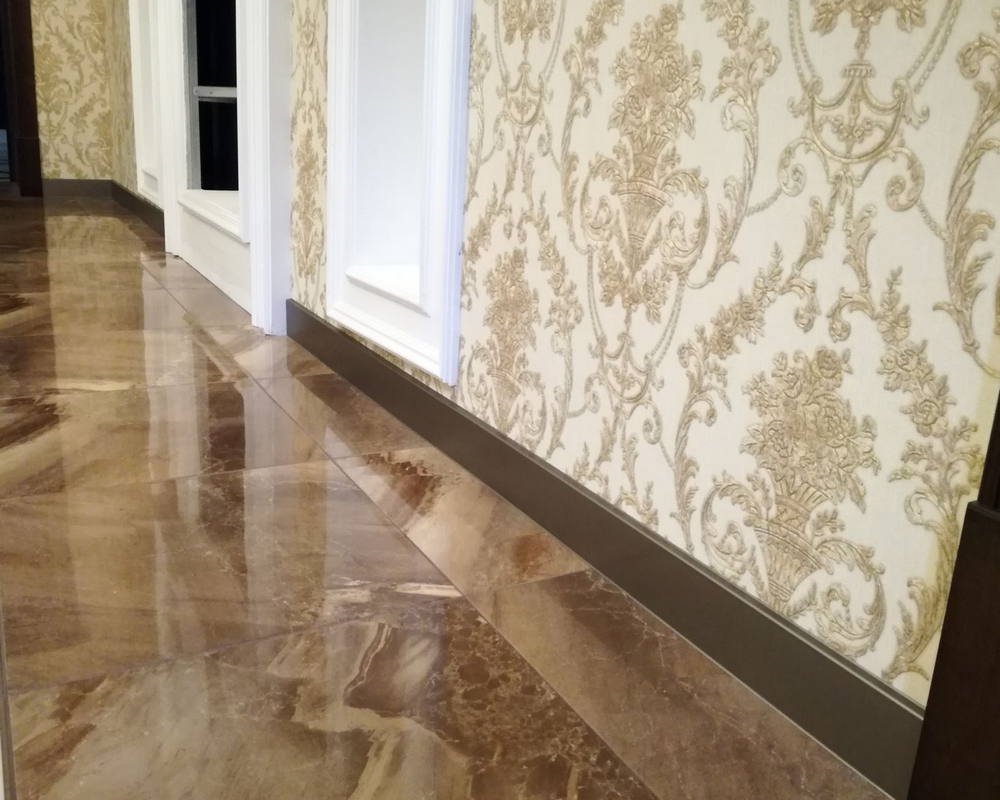 Плинтус ХДФ Dollken Cubu Flex Life 80мм х 2,5 м 1245 Шампань