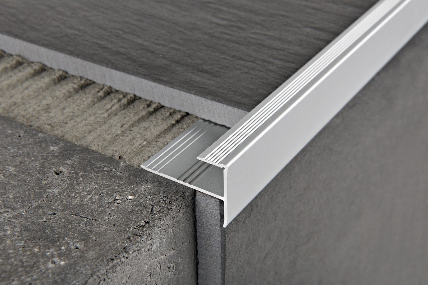 Профиль окантовочный Волшебная палочка Expert MSPKE 13.2700.01L 10мм 2,7м Серебро Люкс