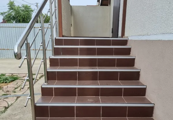 Порог угловой ПУ 07.900.01л Серебро