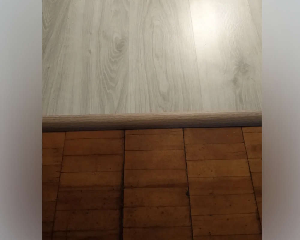 Самоклеящийся порог ЛС 35.1800.4088 Орех