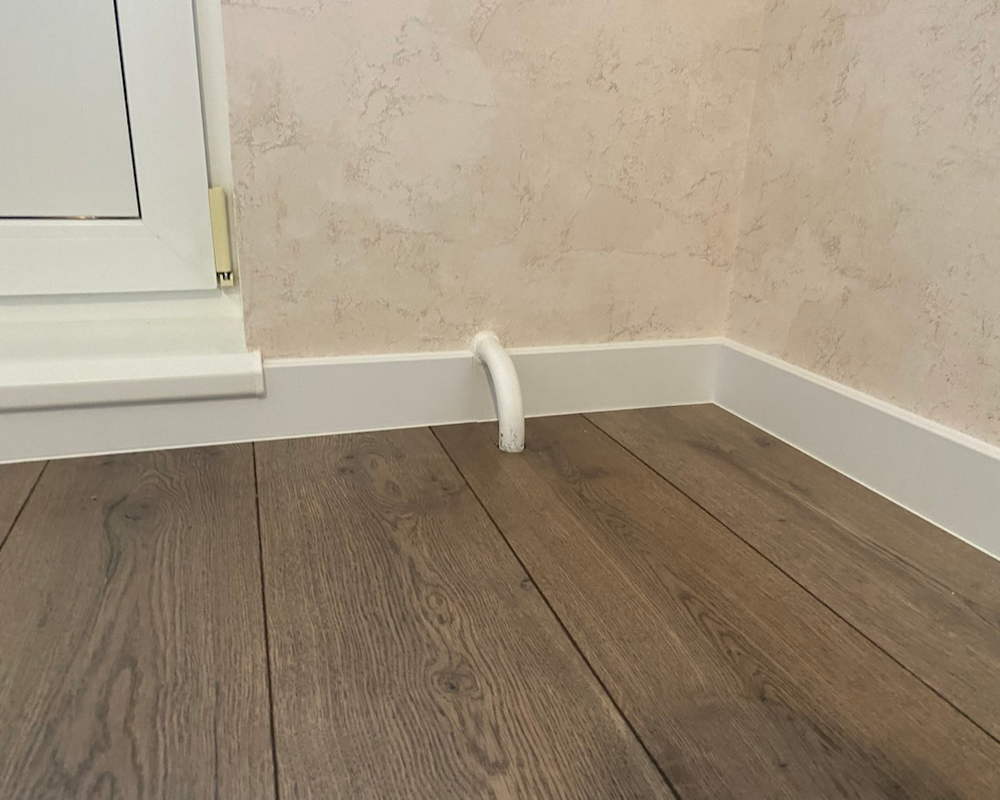 Плинтус ХДФ Dollken Cubu Flex Life 40мм х 11/13мм х 2,5 м 1013 (5012) Белый