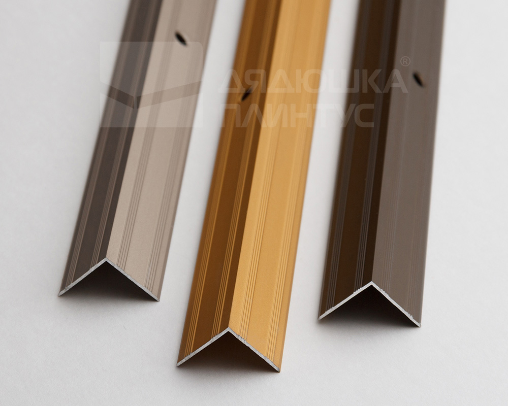 Порог угловой ПУ 05.1800.056 0,9 м Бетон темный. Цена за 6 штук