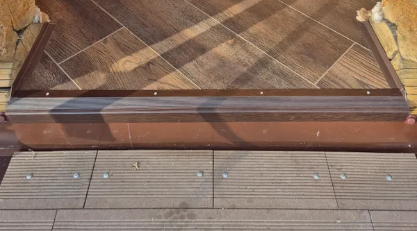 Порог угловой ПУ 04.900.088 Орех